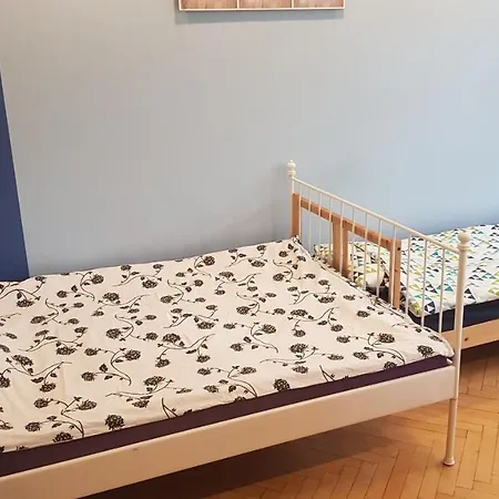 Studiospanie Studio Kapitana Z Balkonem Na Parterze